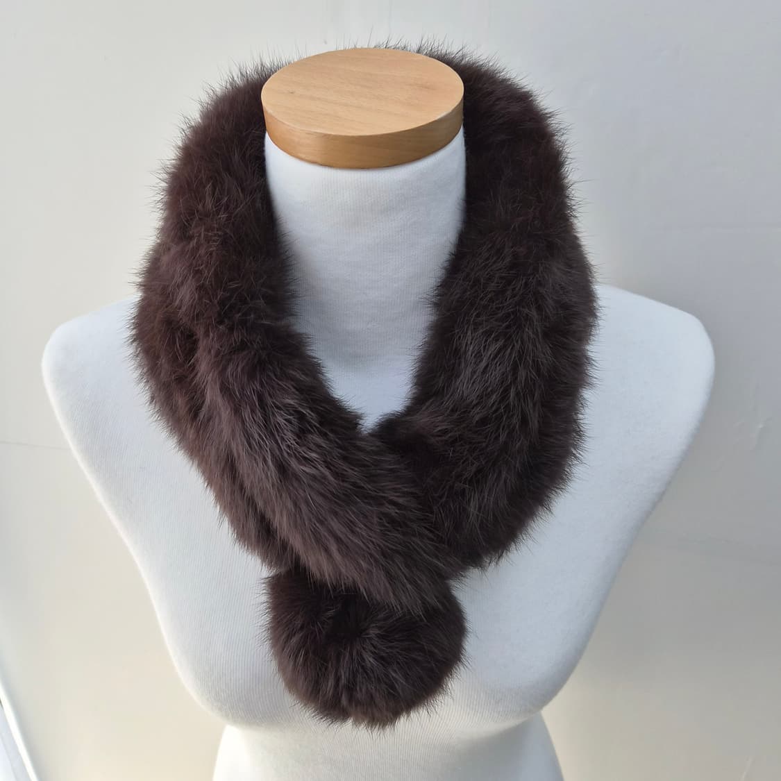 폭스퍼 브라운 방울 머플러 상품이미지3