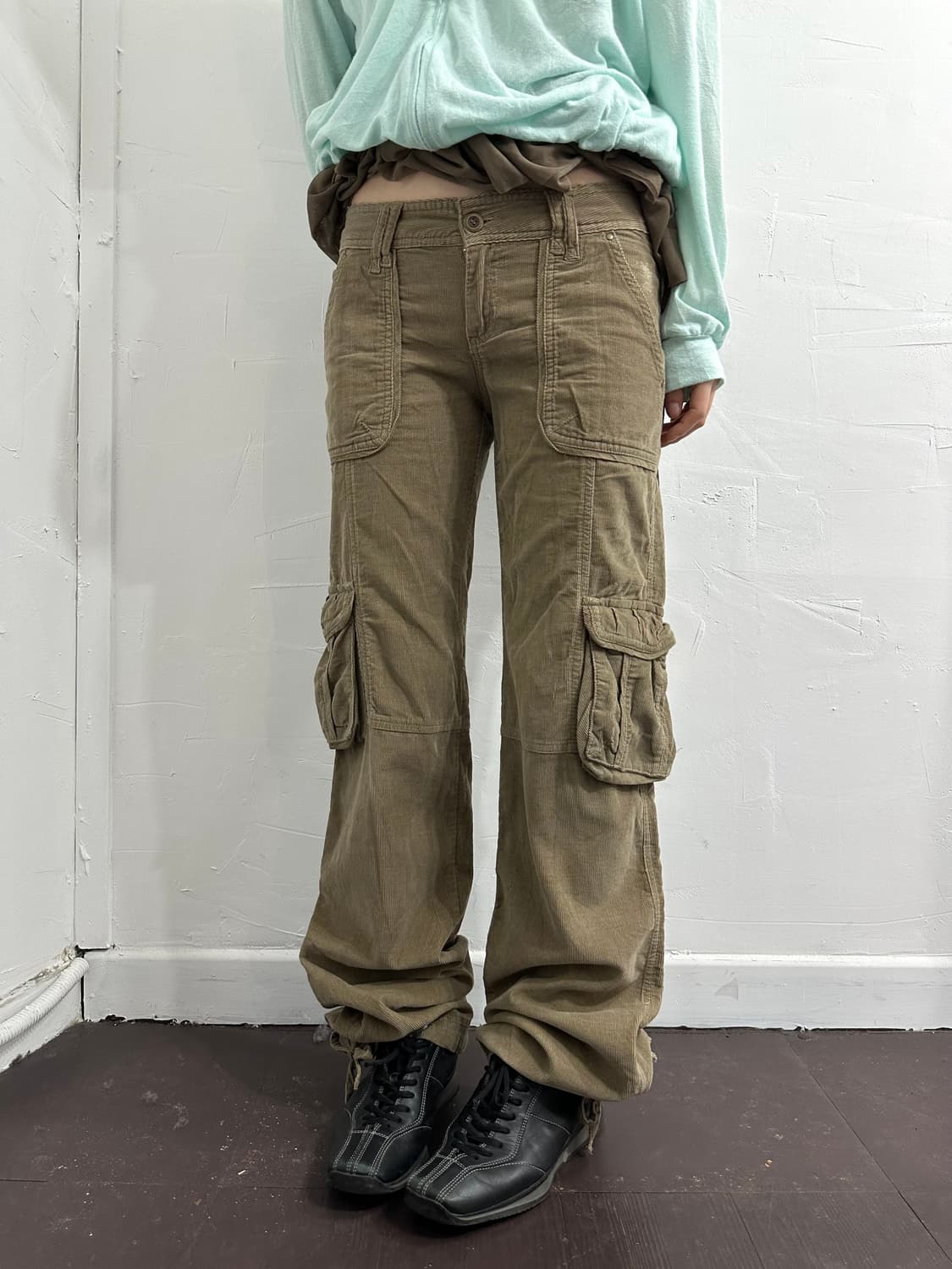lara corduroy cargo pants 상품이미지2