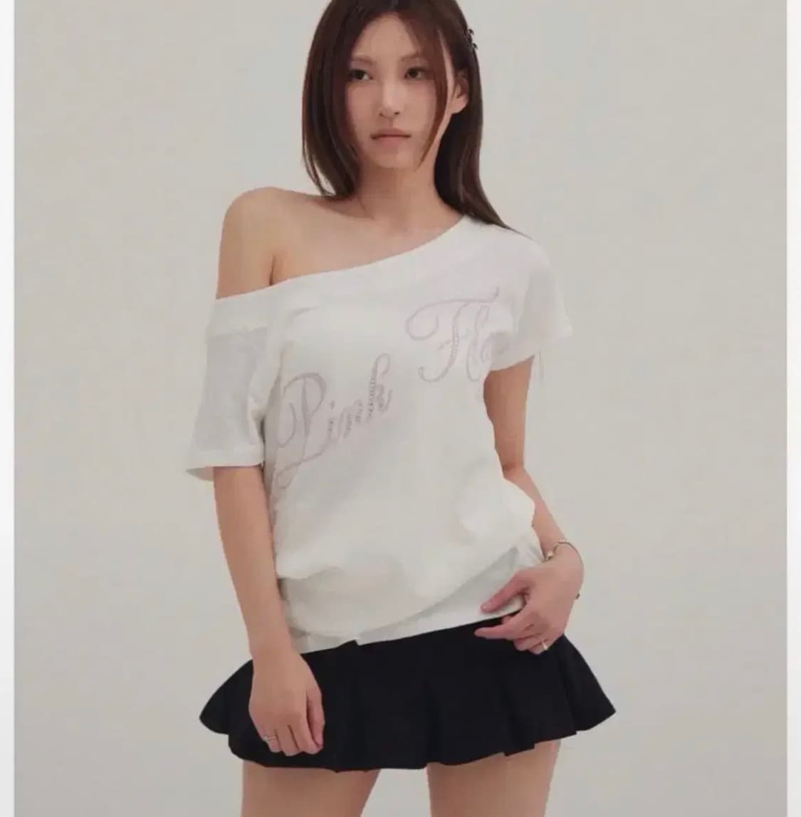 포어링 핑크 플래그 박스 티 화이트 상품이미지1