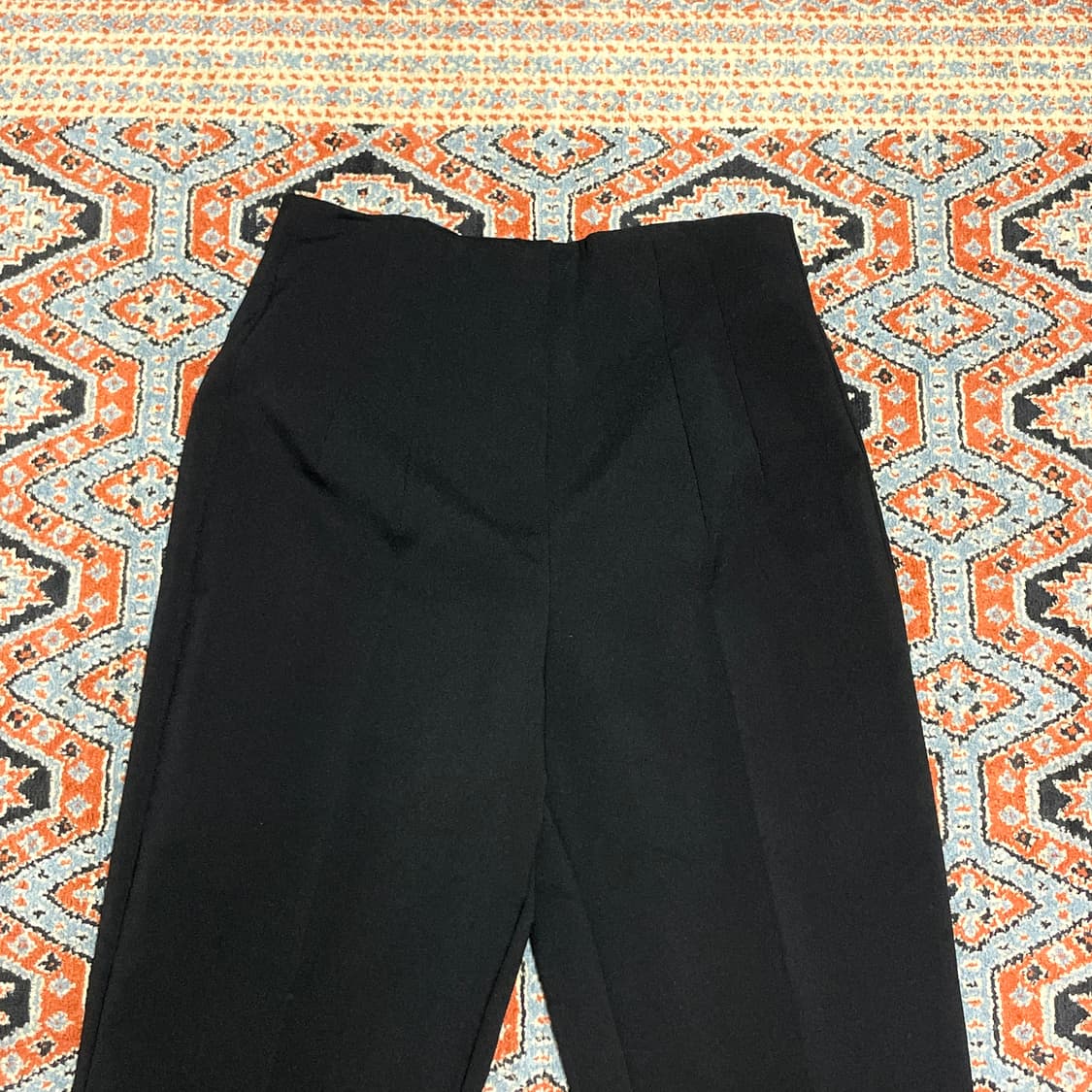 자라 블랙 하이웨스트 부츠컷 슬랙스 여성24 상품이미지2