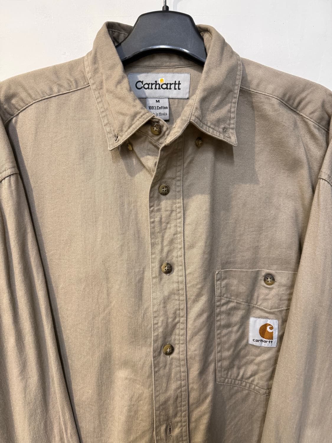 칼하트 베이지 긴팔셔츠 상품이미지2