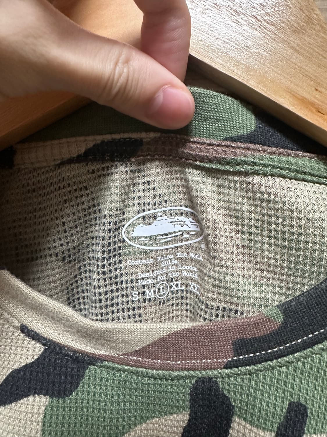 코르테이즈 우드랜드 카모 써멀티셔츠 L사이즈 corteiz camo 상품이미지3