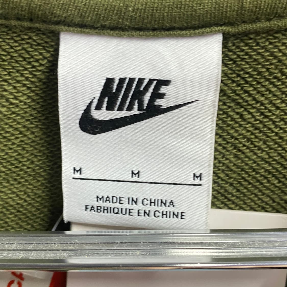 나이키 신형 퓨추라 스웻 셔츠 카키 B3023 상품이미지4