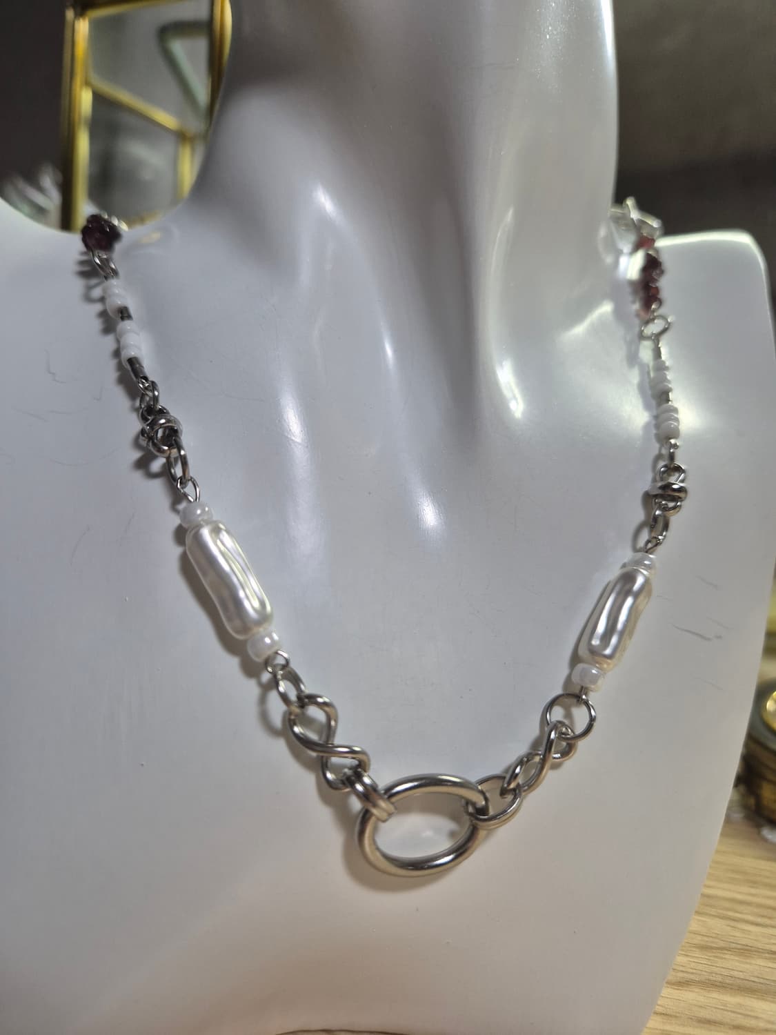핸드메이드) 화이트 비즈 가넷 원석 토글바 목걸이 상품이미지2