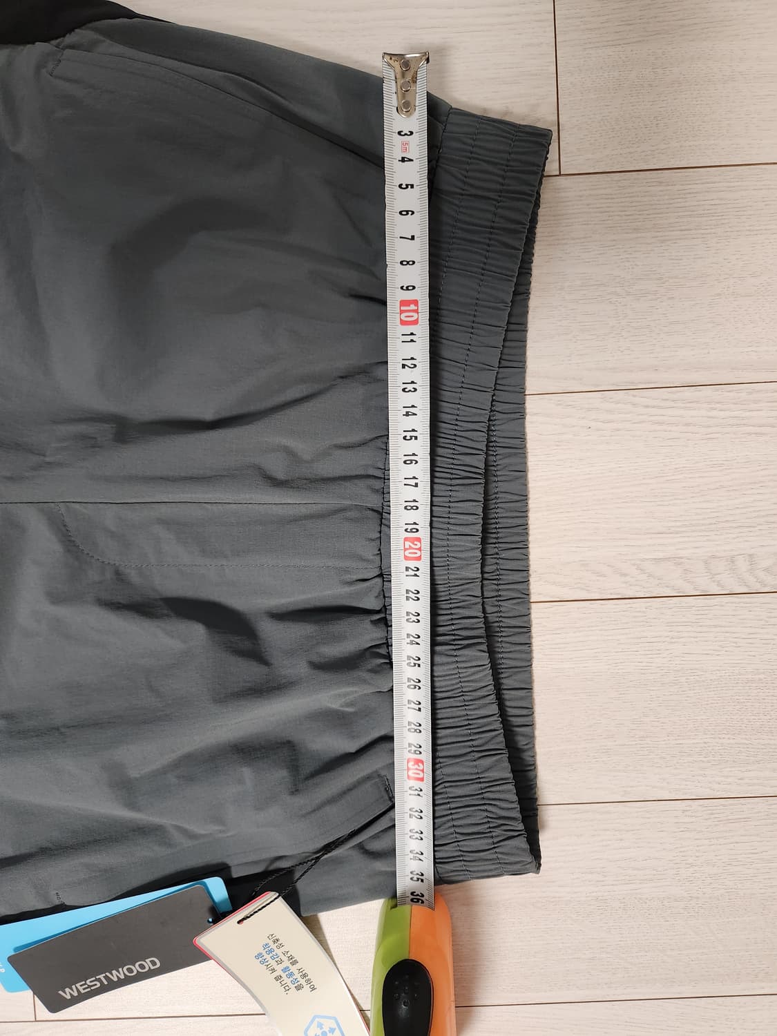 웨스트우드 남성 트레이닝 등산 바지 30 그레이 새상품

택 달린 웨스트 상품이미지8