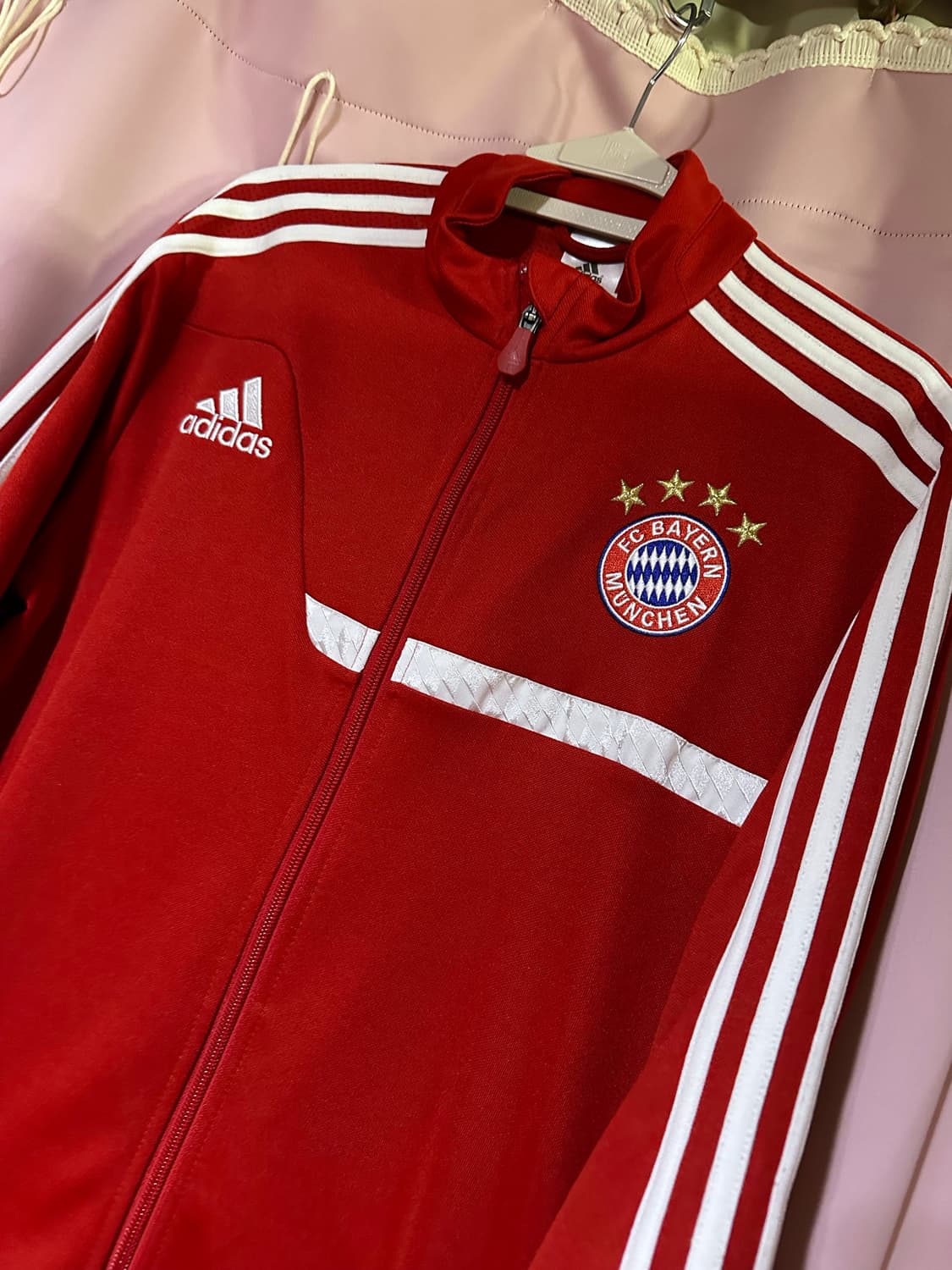 아디다스 FC 바이에른 뮌헨 트랙탑 레드 아디다스져지 아디다스 삼선 집업 상품이미지4