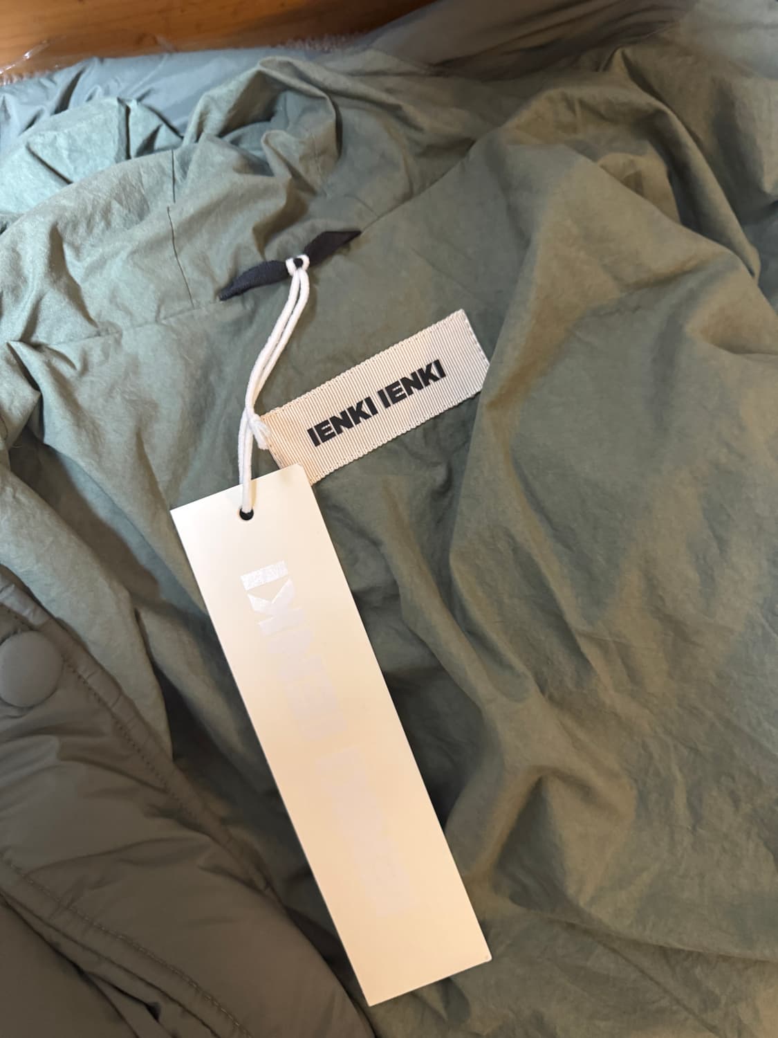 옌키옌키 후드패딩 새제품 팝니다 상품이미지4