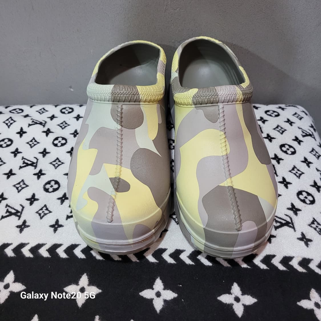 정품 UGG (어그) X 타스만 X 카모팝 슬리퍼 상품이미지2