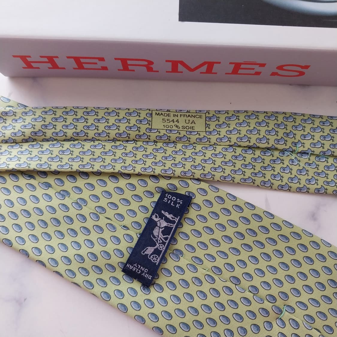 에르메스 라임 병아리 모티브 넥타이 9.3cm B등급 K2551
 상품이미지6