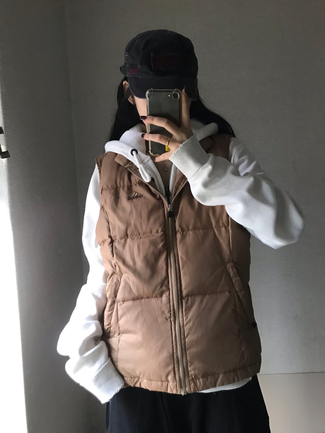 아디다스90s 브라운 패딩조끼 상품이미지1