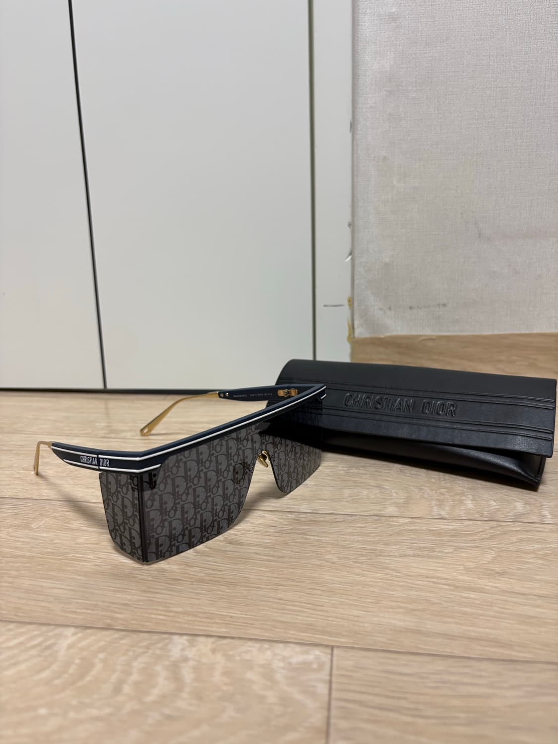 (새상품급, 정품) 디올 오블리크 금장 선글라스 m1u 상품이미지1