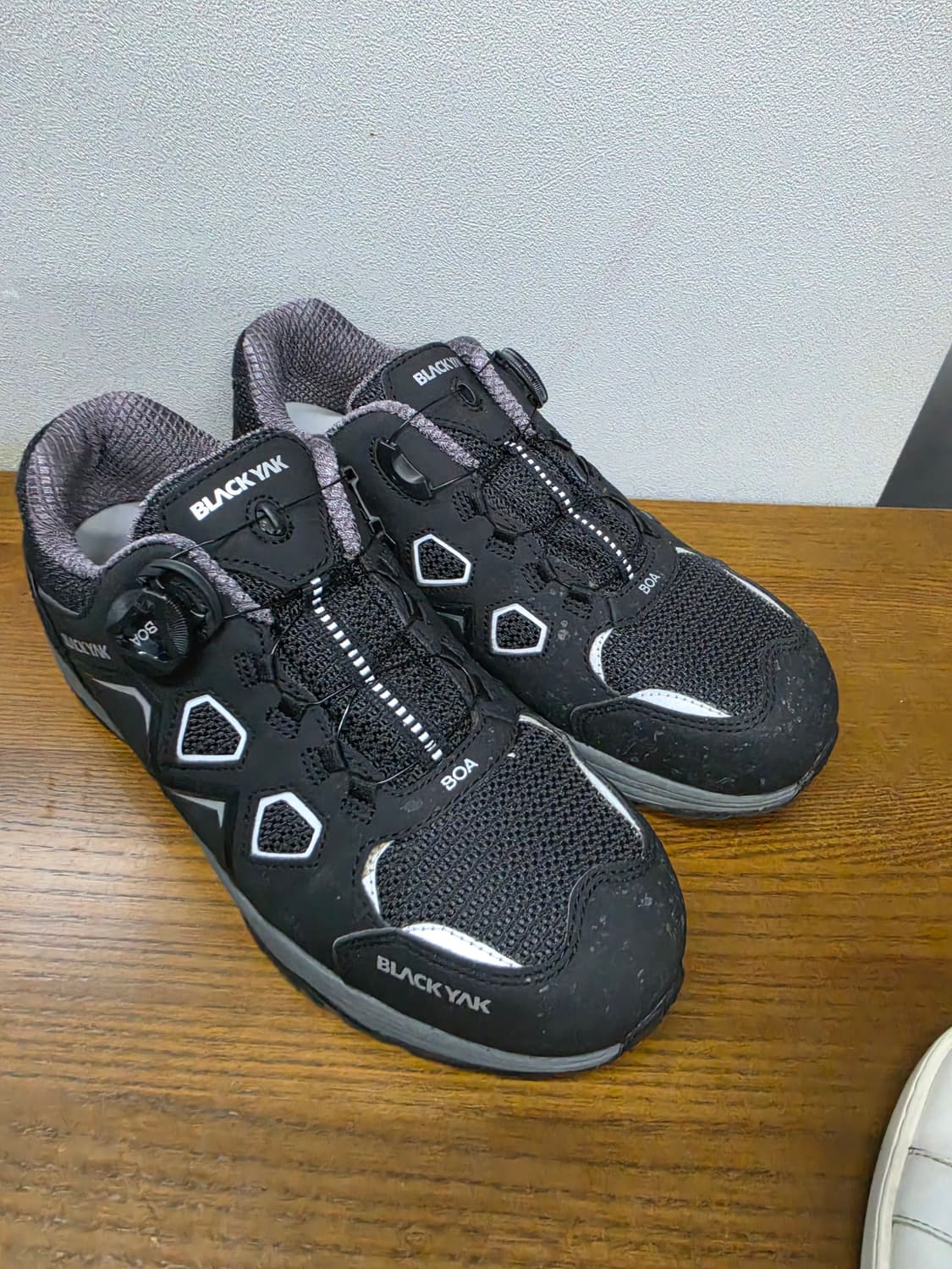 블랙야크 YAK-406 안전화 네이비 상품이미지3