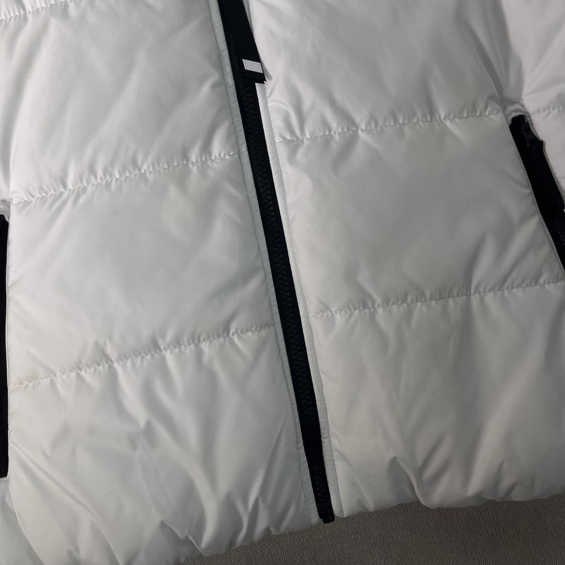 W 100 나이키 신형 백스우시 화이트 푸퍼 패딩 상품이미지7