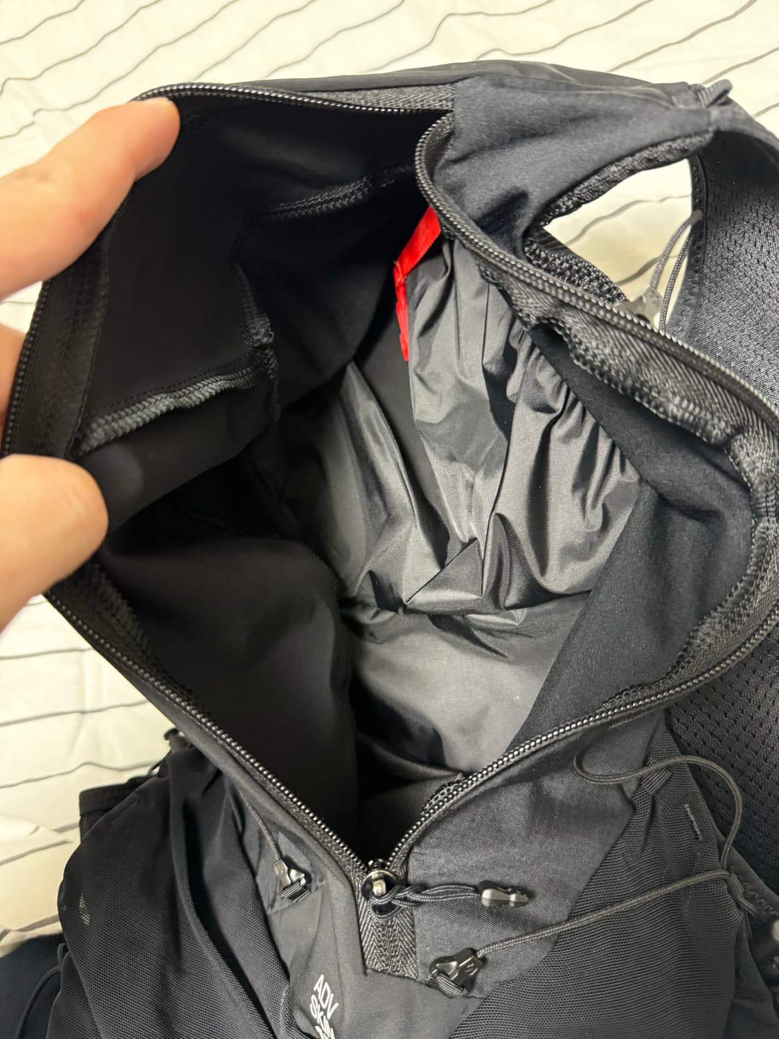 살로몬 ADV Skin 12 백팩 블랙 상품이미지5