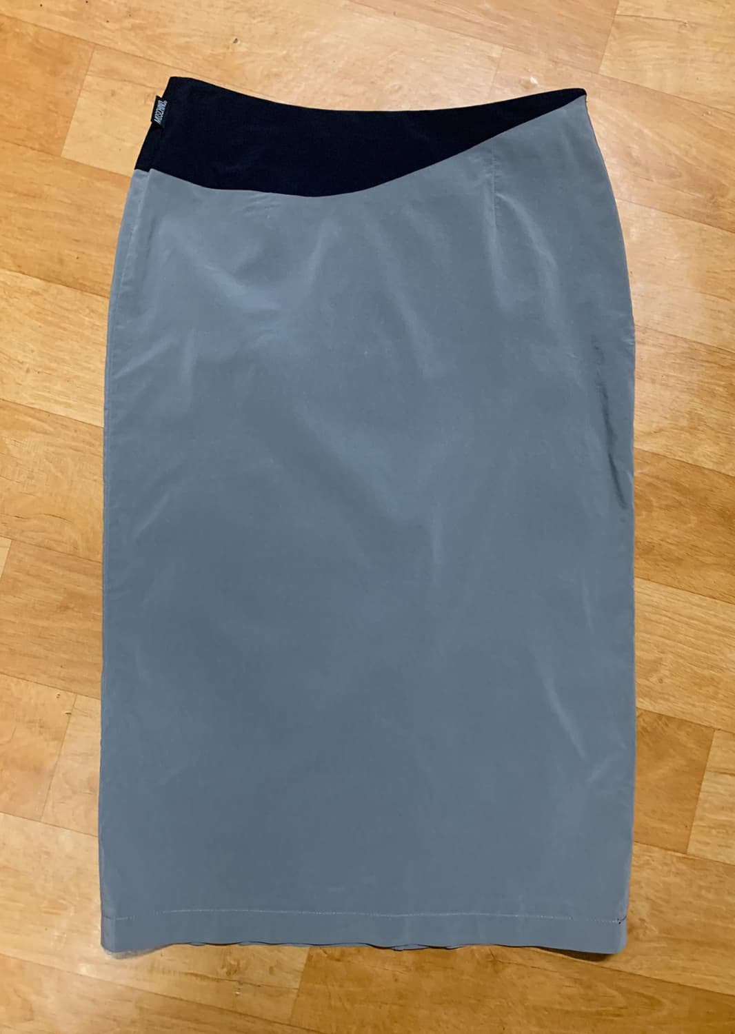 모스키노 by JEANS 미디스커트(나일론)ITA-42 사이즈 상품이미지1