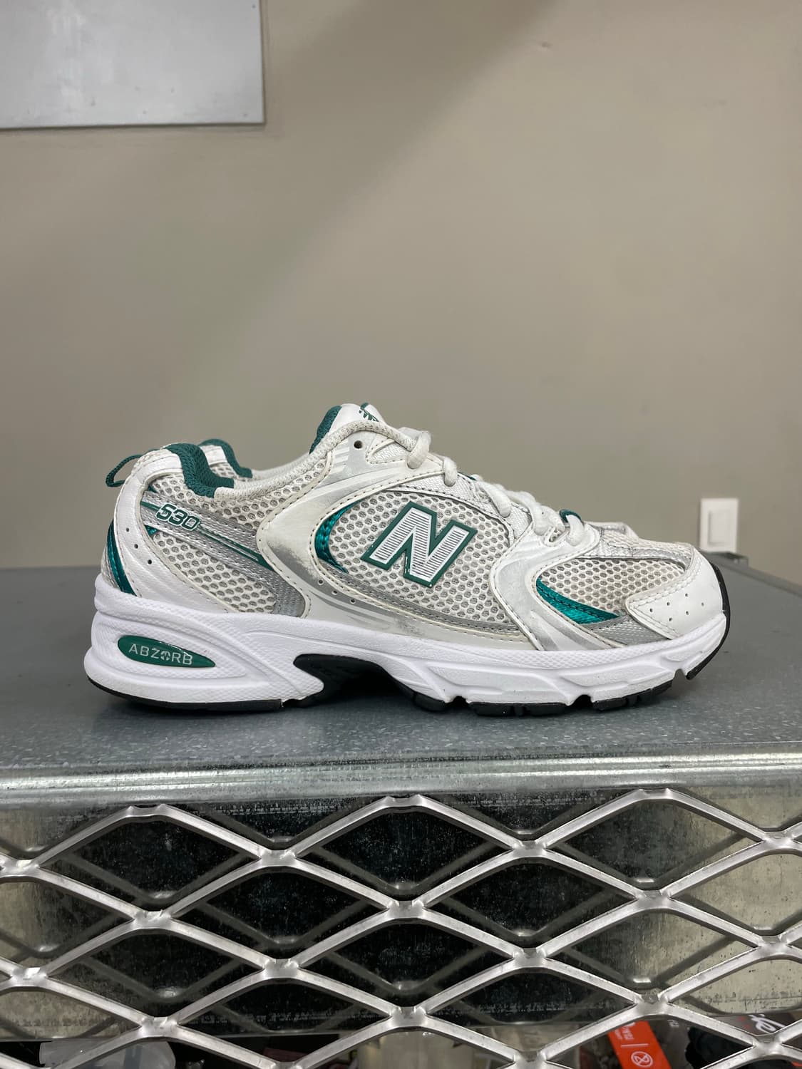 뉴발란스 530 MR530AB 화이트 민트 그린 225 상품이미지4