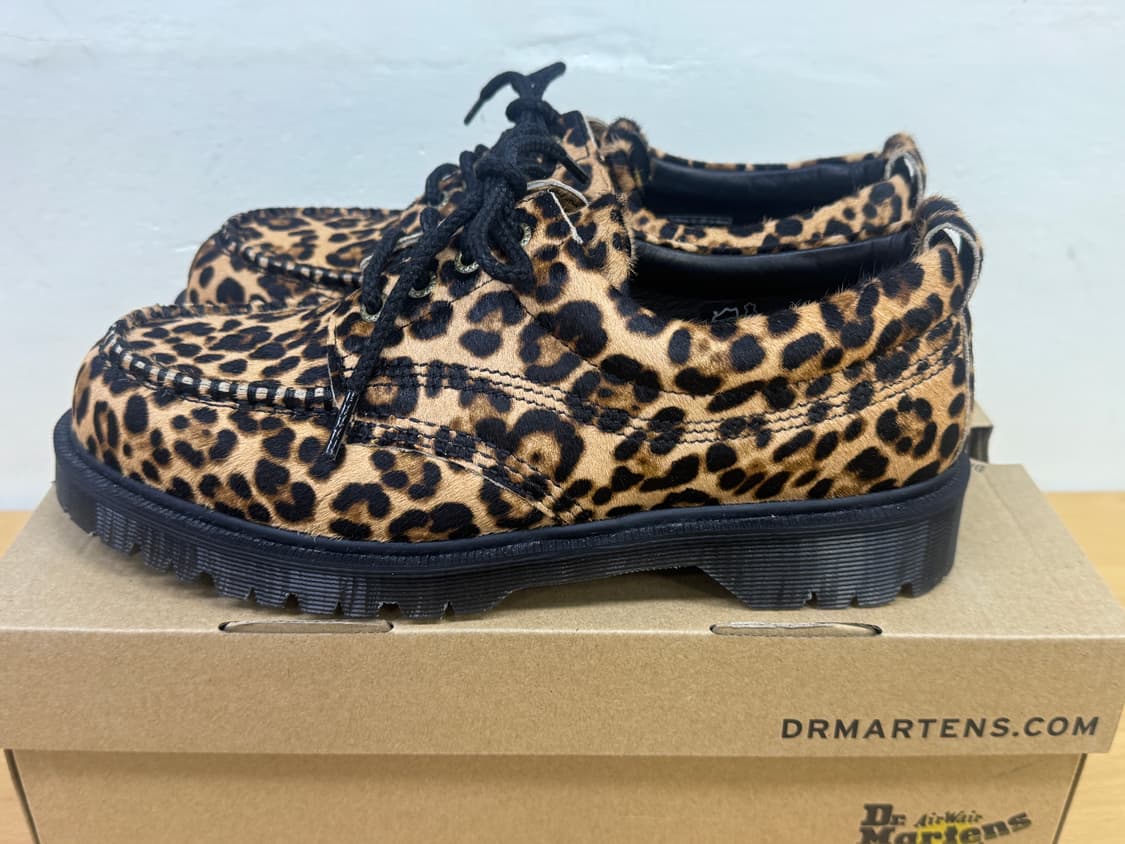 닥터마틴 로웰 아카이브 레오파드 헤어온 상품이미지3