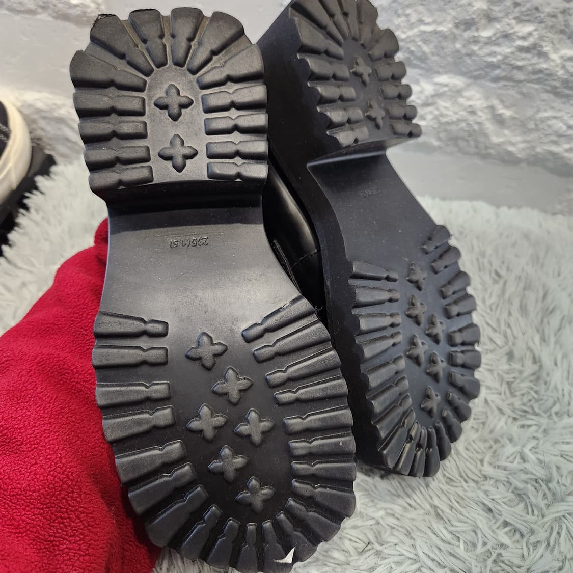 Y2K 무드 통굽 플랫폼 로퍼 / 실버 메탈 포인트 / 235 상품이미지8