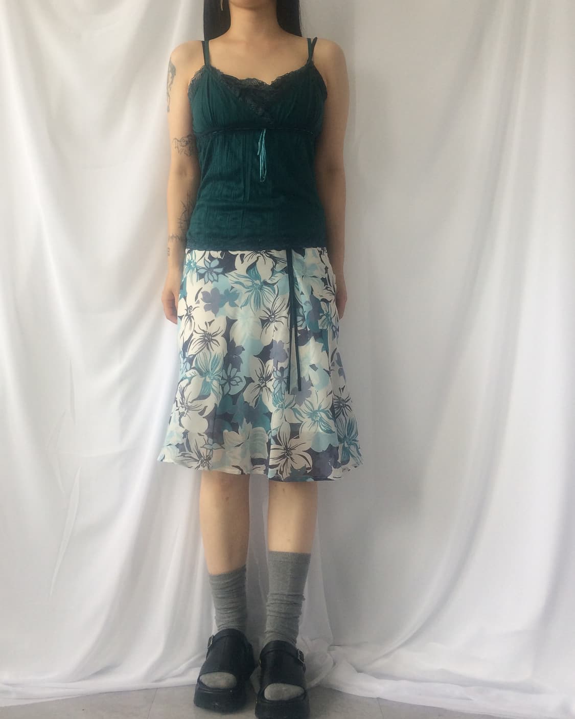 Lace trimming sleeveless 상품이미지1