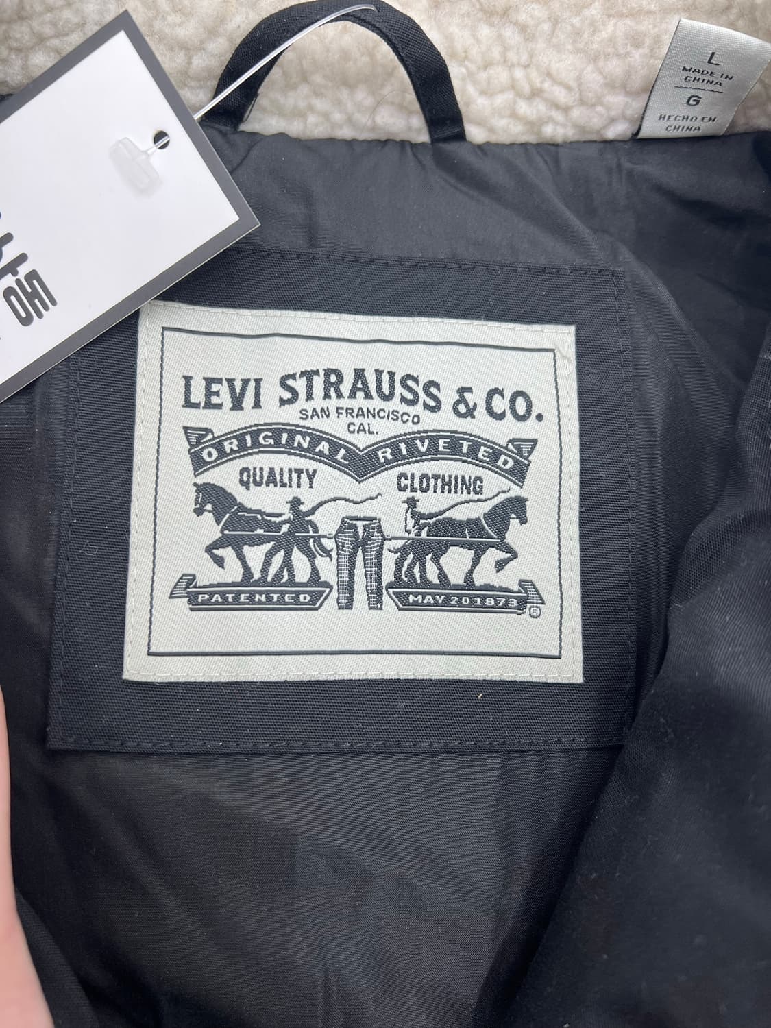 리바이스 웨스턴 무드 패딩 상품이미지3