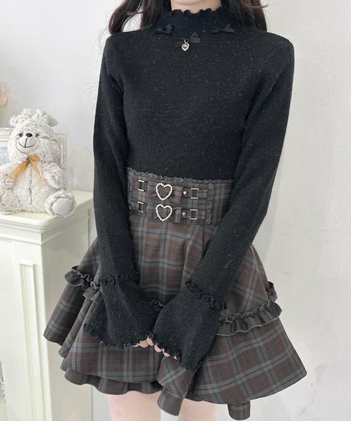 로지타 리본 멜로우 스텐드 넥 니트 양산형 지뢰계 일브 마즈 리즈리사 상품이미지1