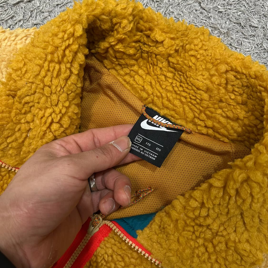 [100-105] 나이키 양털후리스 상품이미지3