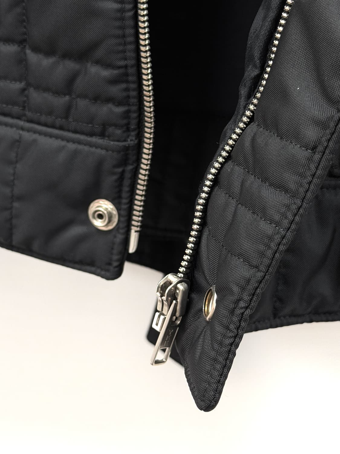 미우미우 나일론 퀼팅 자켓 상품이미지6