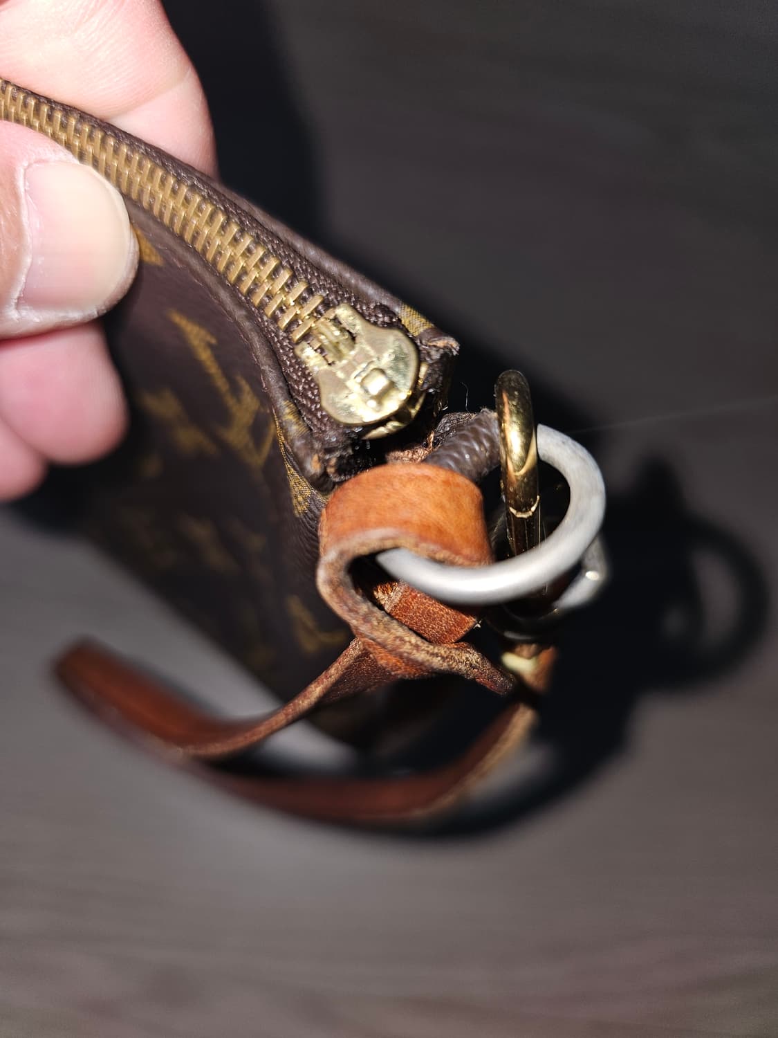 루이비통 모노그램 포쉐트 악세수아 파우치 상품이미지5
