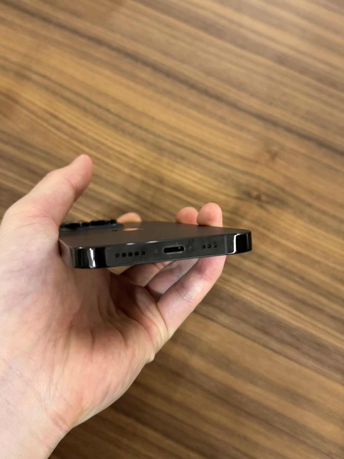 아이폰14 프로 256GB 스페이스블랙 외관 S급 상품이미지4