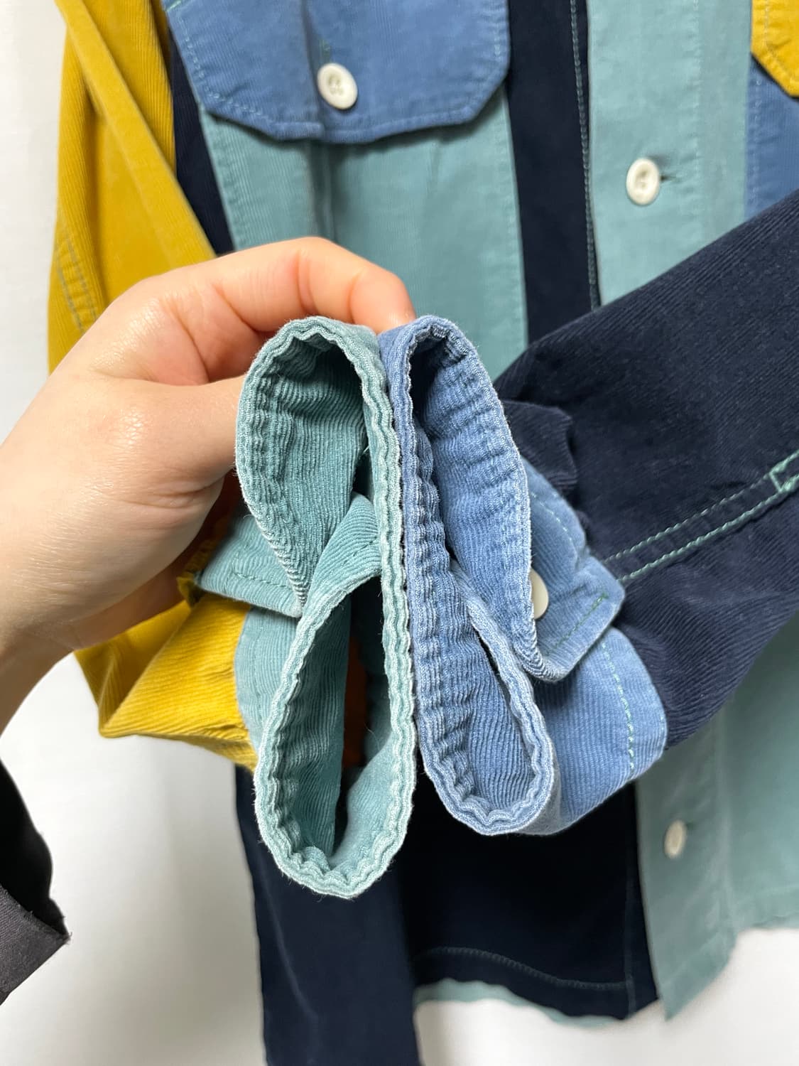 여성 빔즈보이 오버핏 배색 골덴 코듀로이 셔츠 상품이미지5