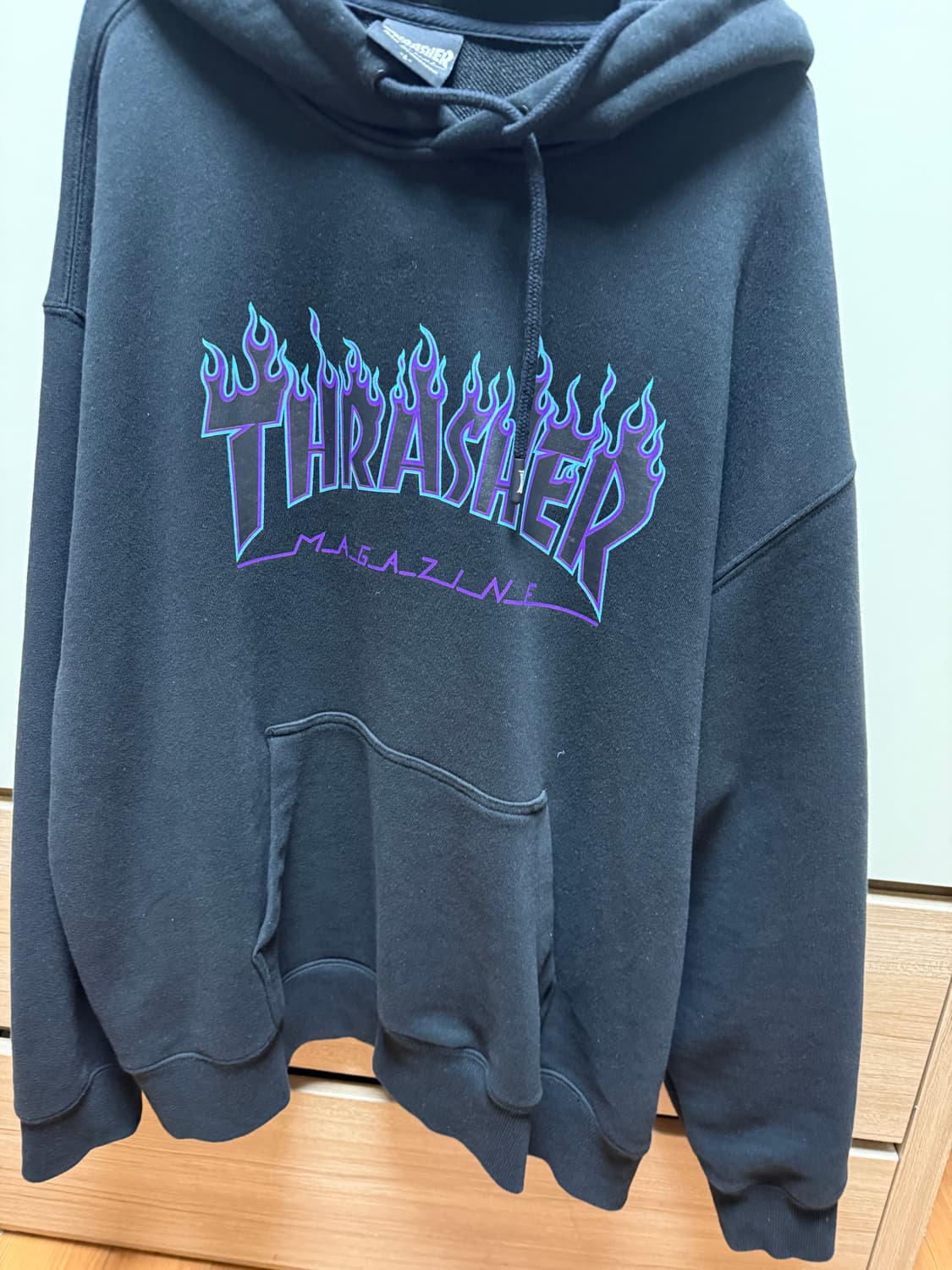 트레셔 후드티 상품이미지1