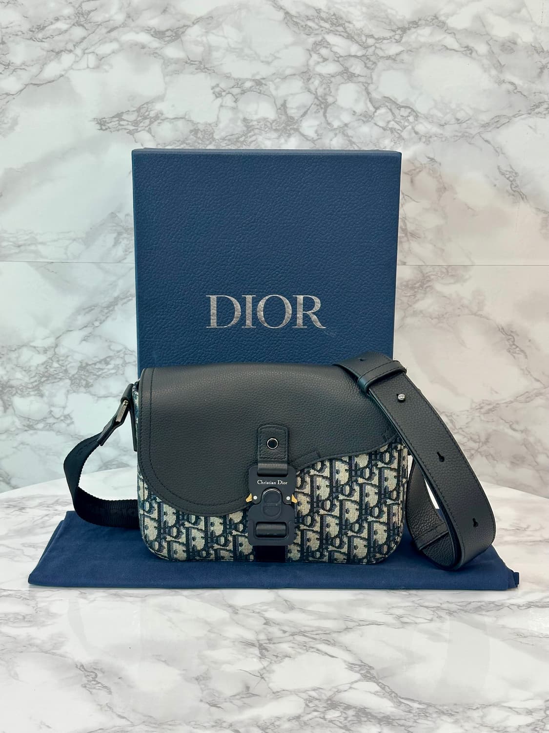 디올 플랩 스몰 오블리크 크로스백  상품이미지1