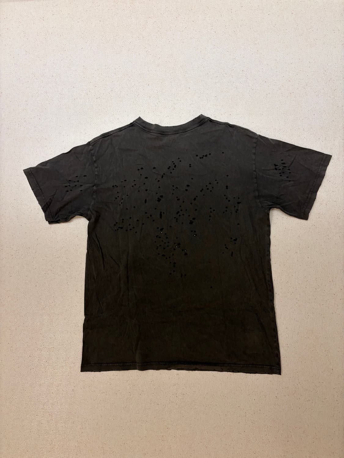 [L] 새티스파이 모스테크 SSENSE 한정판 티셔츠 상품이미지2