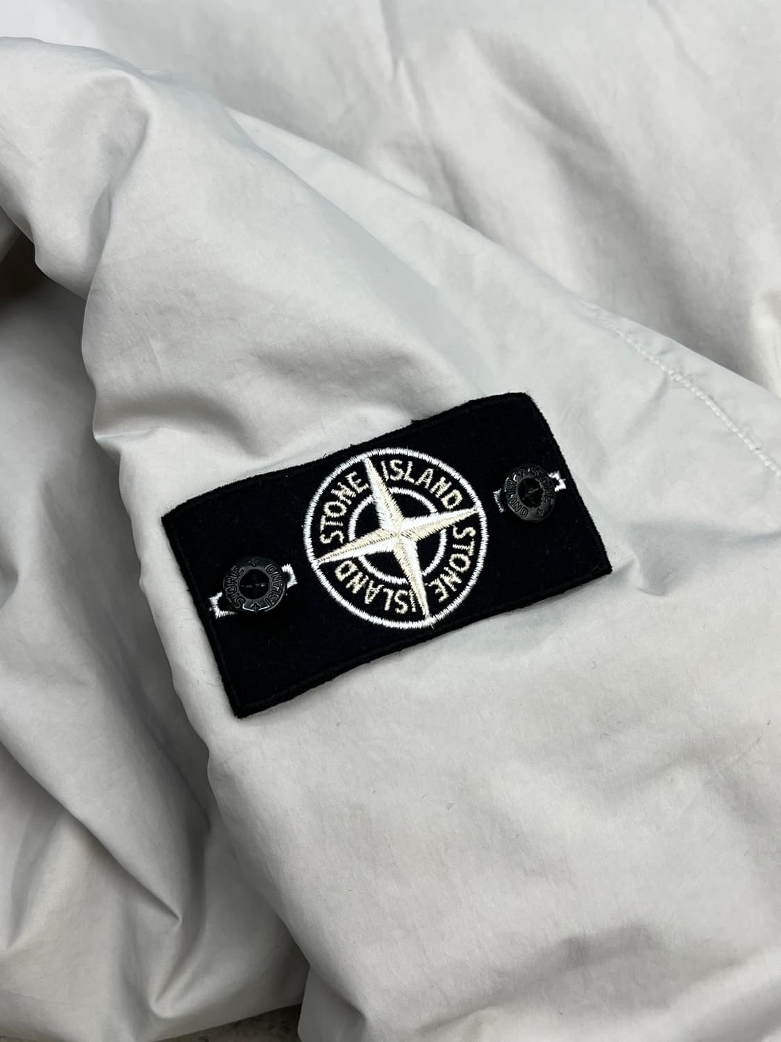 스톤아일랜드 화이트 와펜 상품이미지6