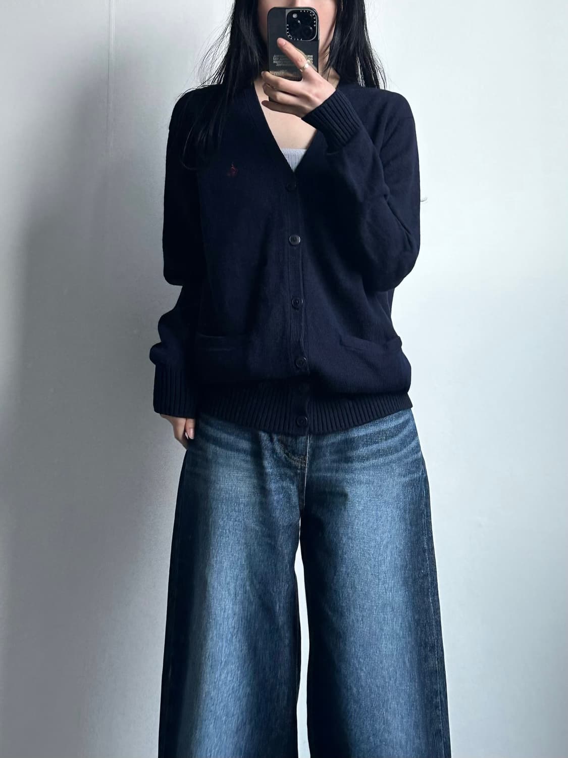 빈폴 자수로고 네이비 니트 가디건 상품이미지1