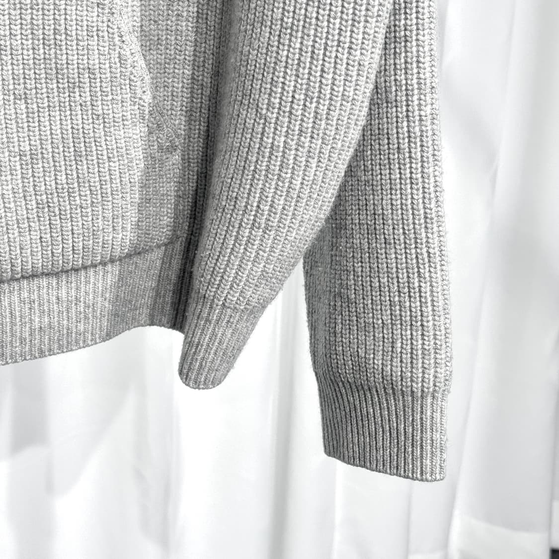 [정품] 셀린느 리브드 니트 후드 그레이 S사이즈 상품이미지6