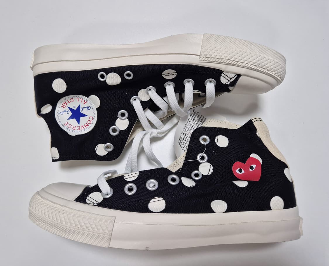 255>꼼데 컨버스 척70 하이 폴카닷 상품이미지1