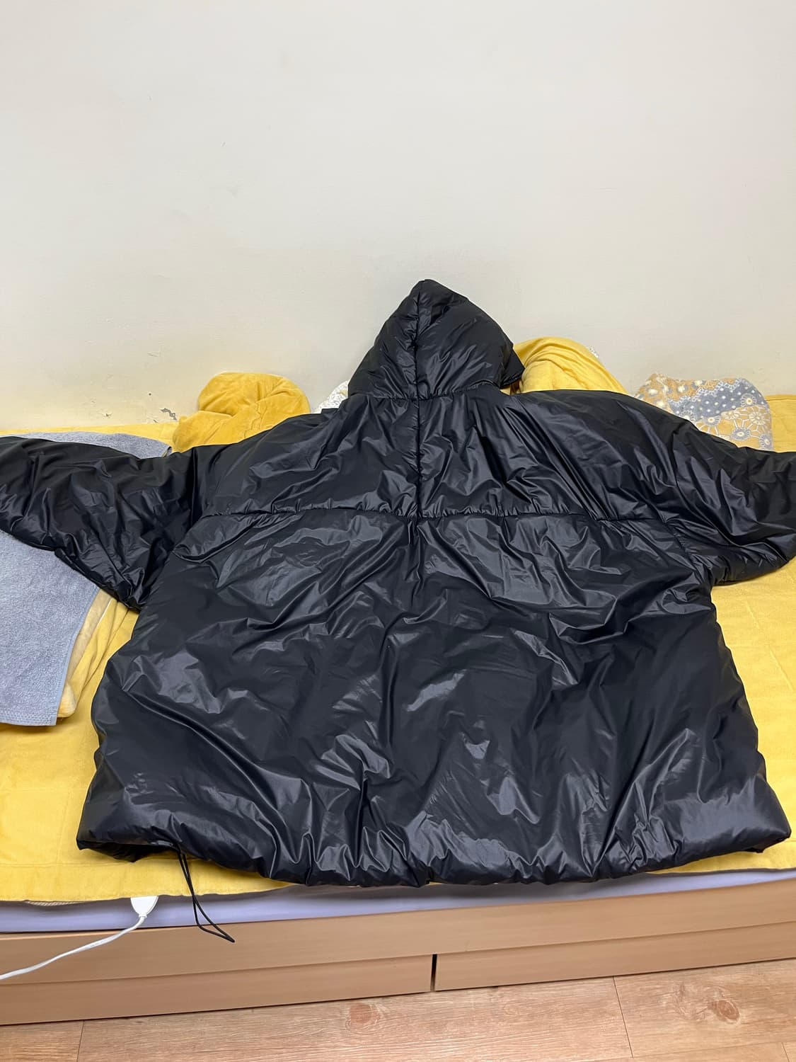 S) 이지 갭 엔지니어드 바이 발렌시아가 티컷 파카 상품이미지5