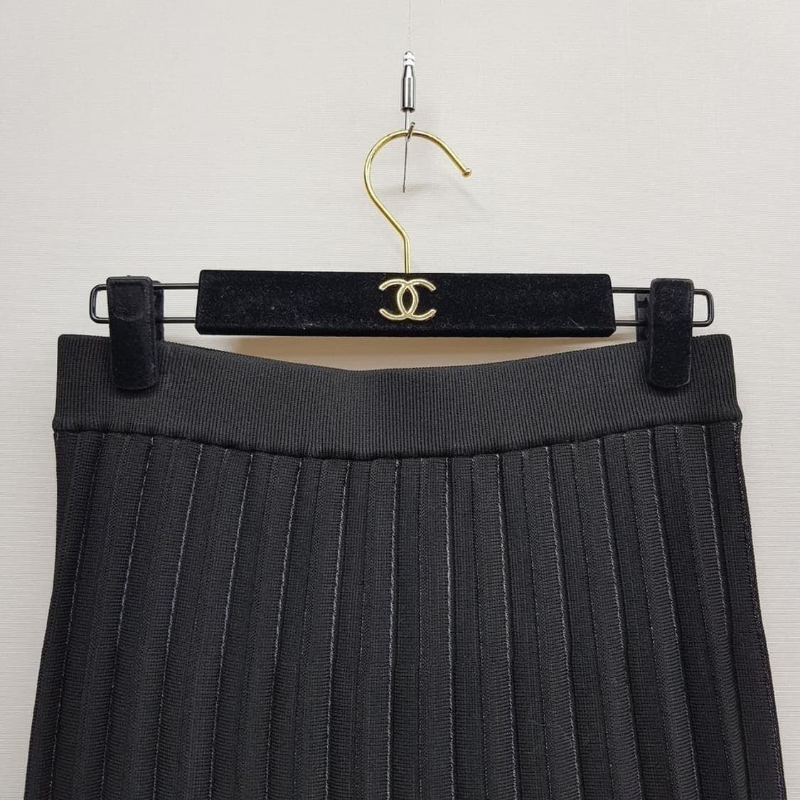 한섬 랑방 2022 플리츠 니트 롱 밴딩 스커트 M사이즈 상품이미지3