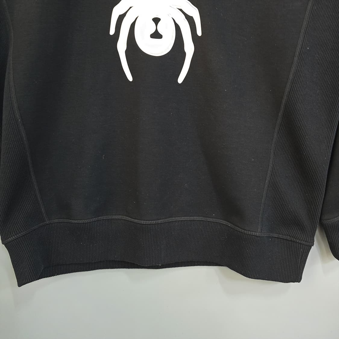 스파이더(SPYDER) 스파이더 로고 맨투맨 블랙 S 상품이미지3