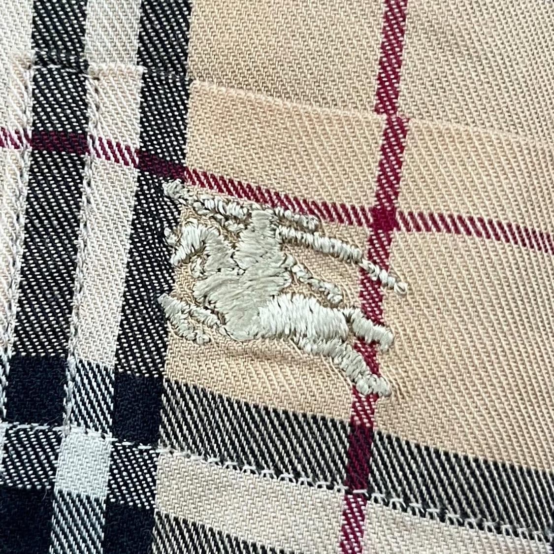 버버리 오리지널 베이지 오버사이즈 노바체크 하프셔츠 상품이미지4