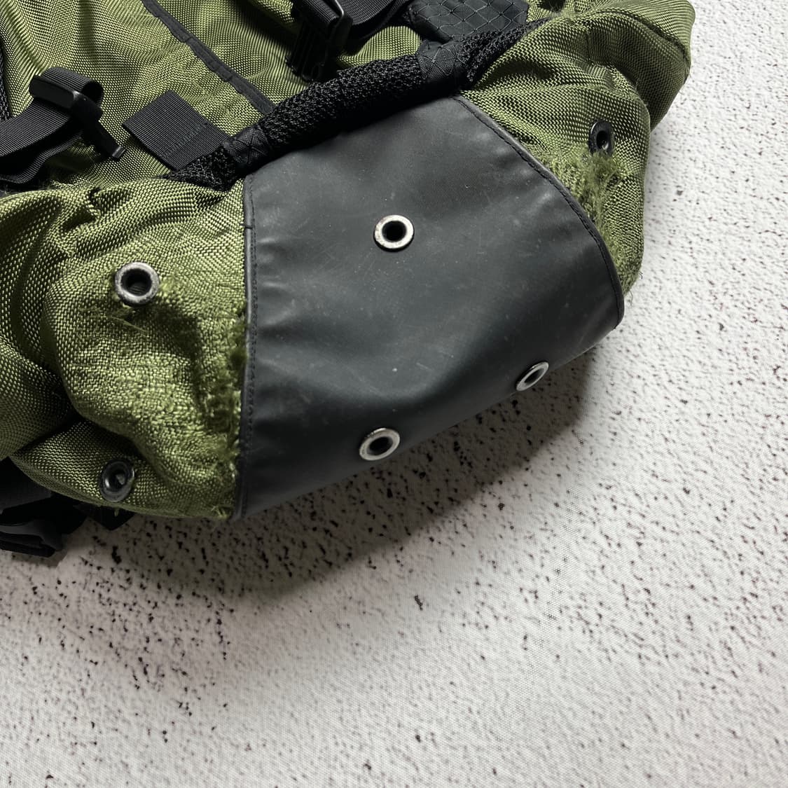 Vintage 00s Oakley Icon Backpack 2.0 상품이미지7