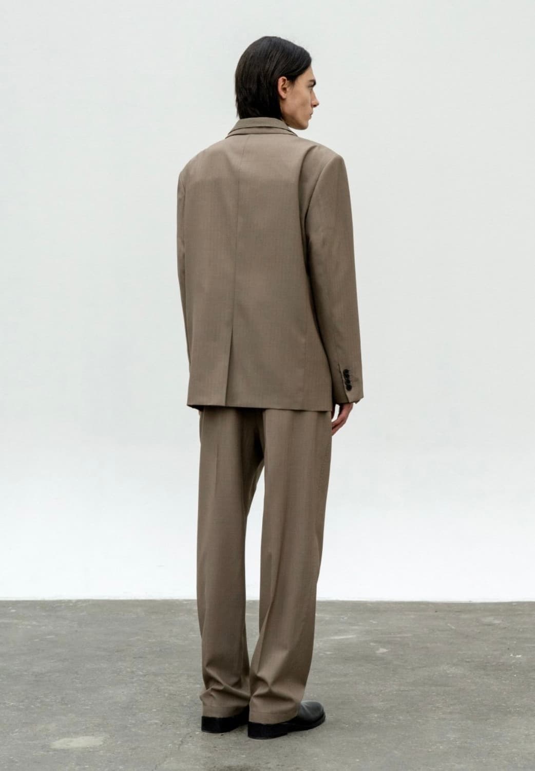 인사일런스 클래식 울 블레이저 & 벨티드 투플리츠 울팬츠 상품이미지6