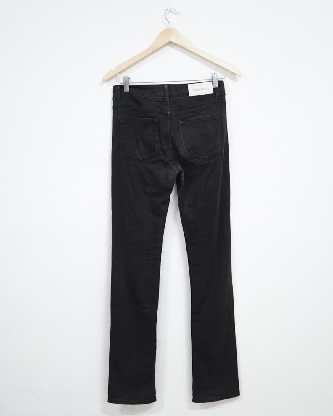 아크네 블랙진 상품이미지1