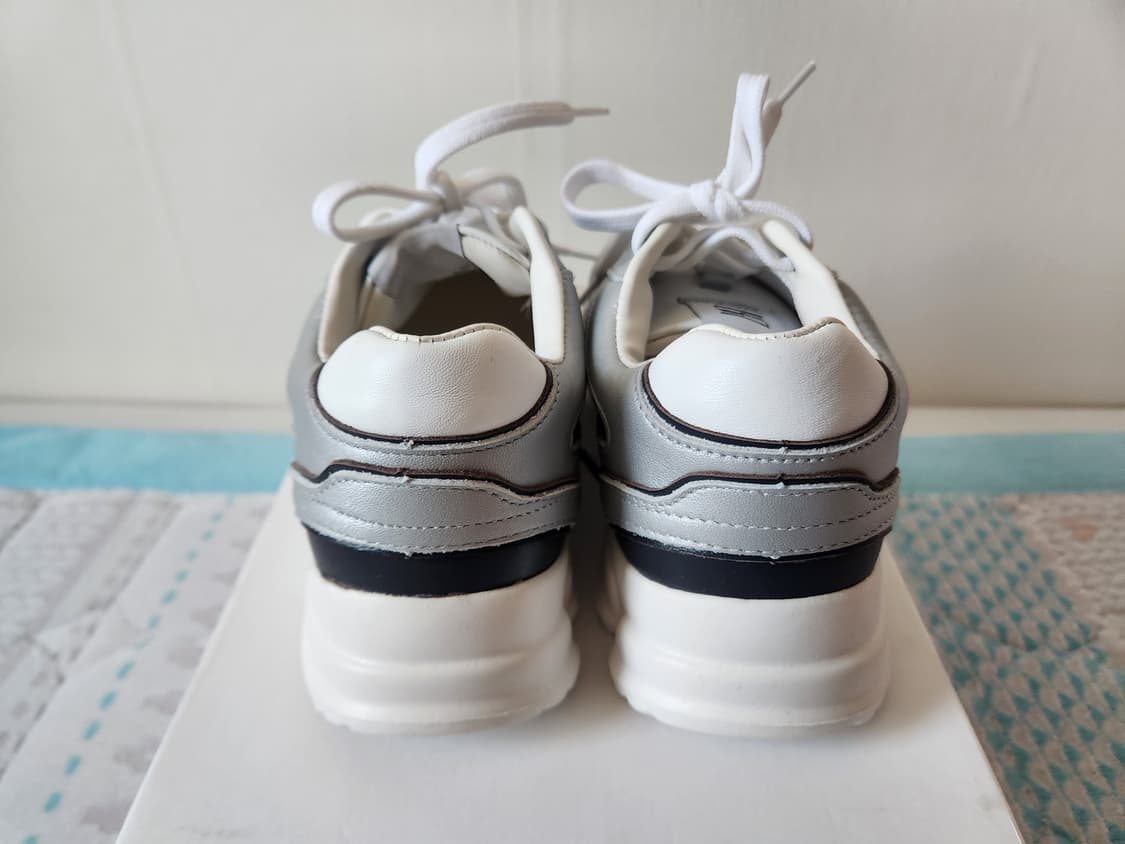 (새상품) 한섬 SYSTEM 시스템 스니커즈 운동화 240 사이즈 상품이미지4