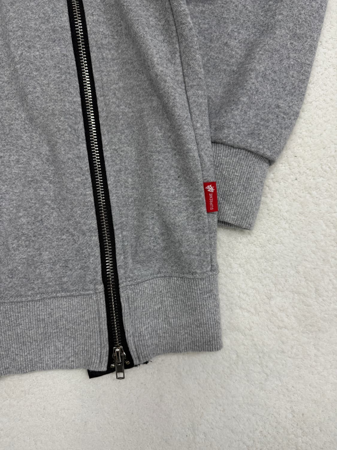 슈프림 맨투맨 상품이미지3