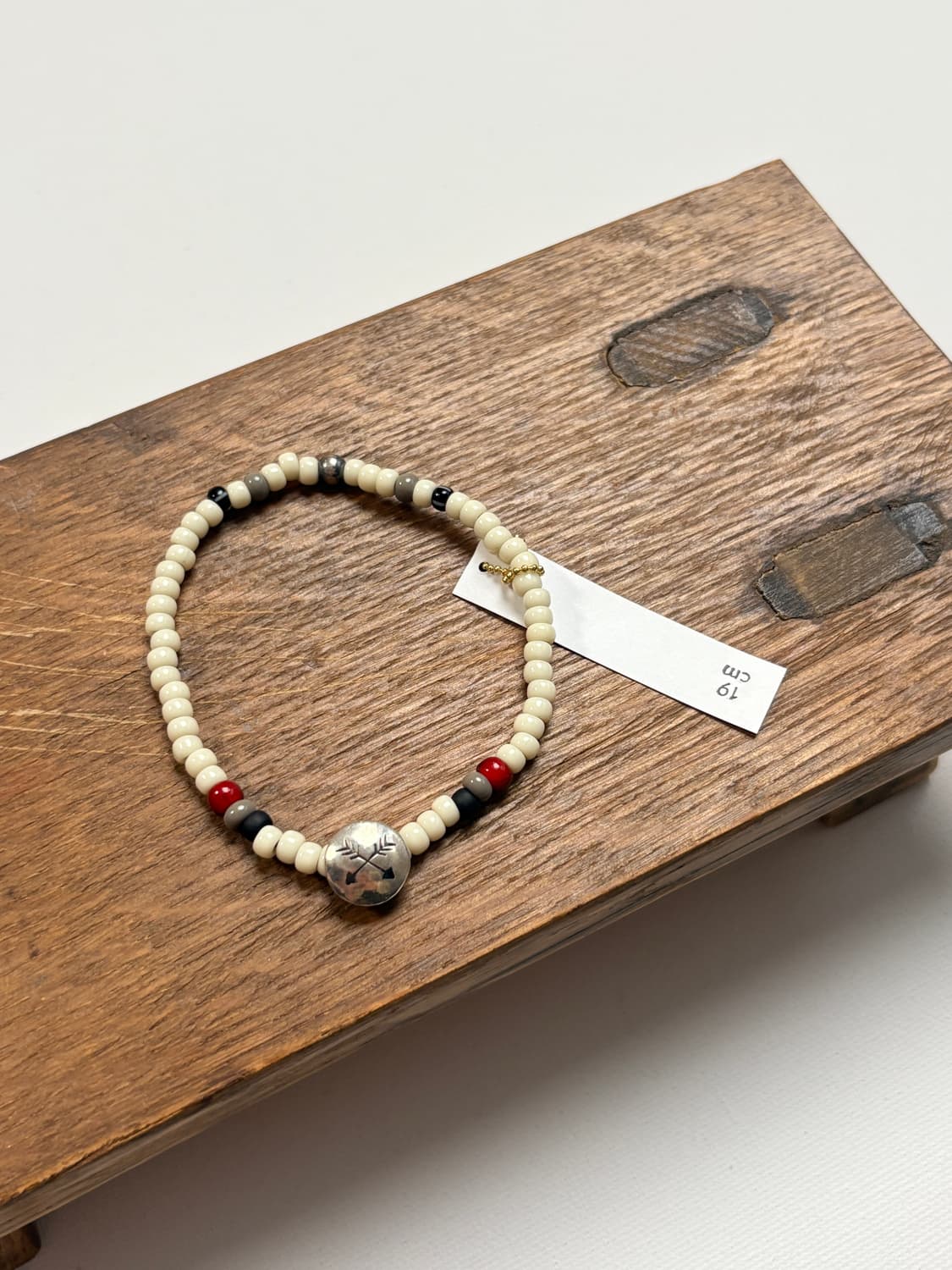 SILVER925 CONCHO & BEAS BRACELET (화이트) 상품이미지1
