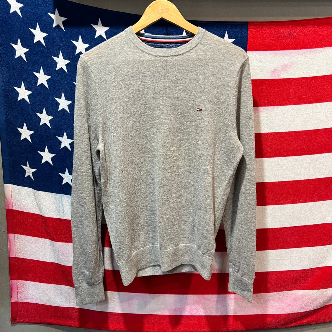 타미힐피거 브이넥 니트 상품이미지1