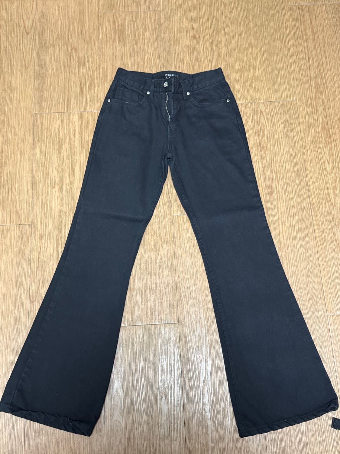 오헤시오 블랙 부츠컷 팬츠 판매 상품이미지1