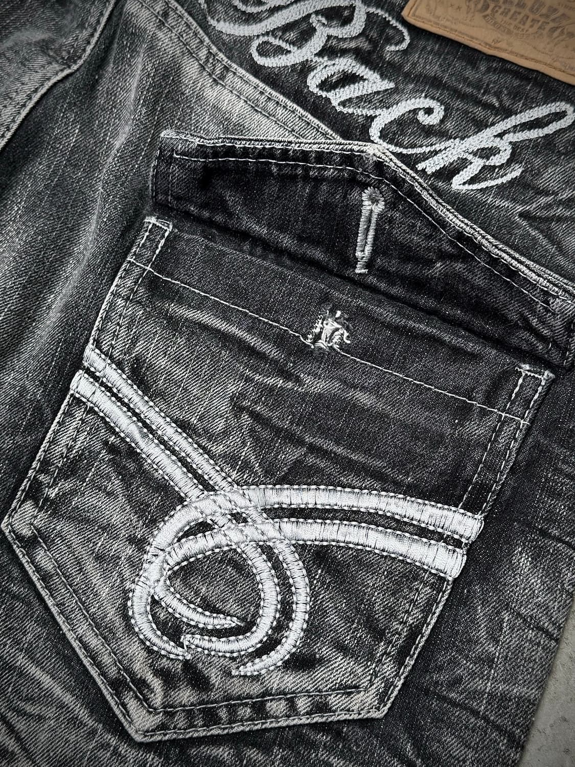 Crushed Wash Denim Shorts 상품이미지8